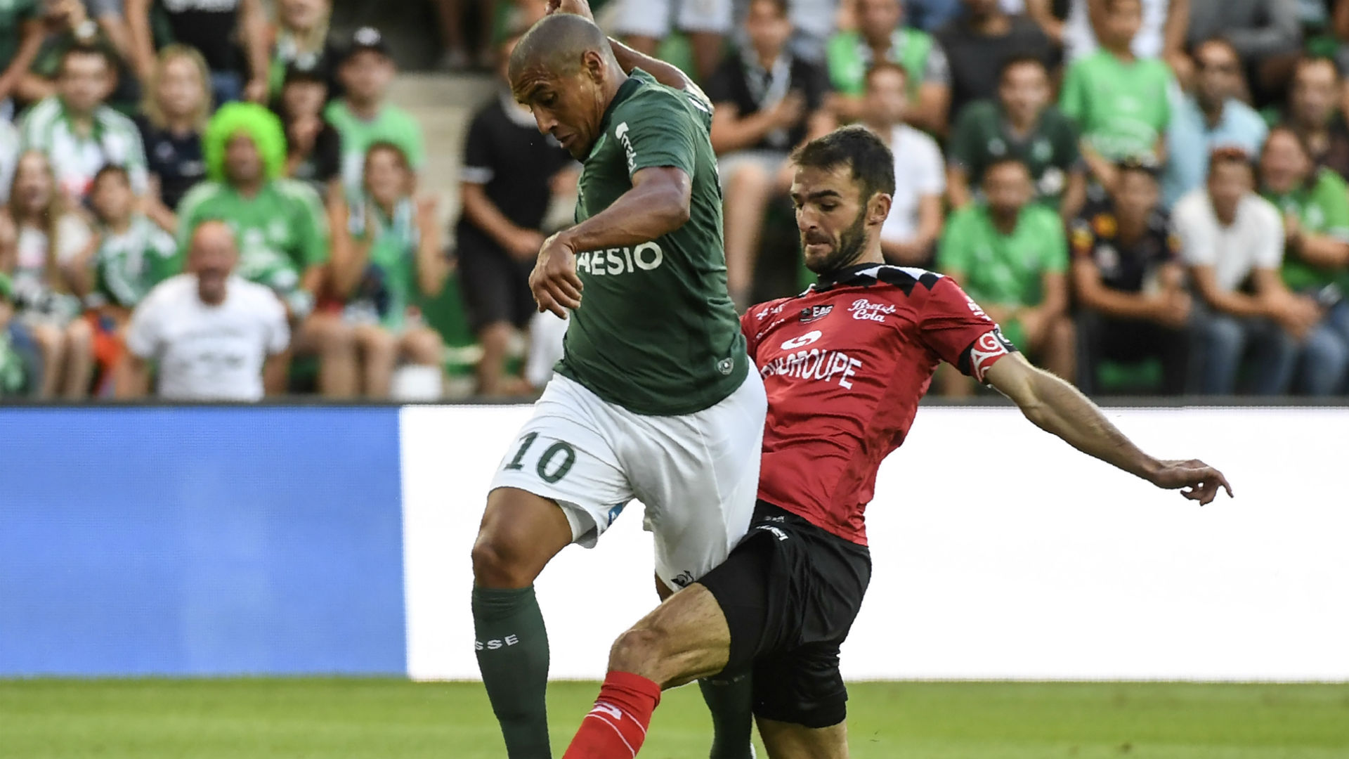 Khazri met encore les choses au point après le mercato — ASSE Khazri met encore les choses au point après le mercato — ASSE