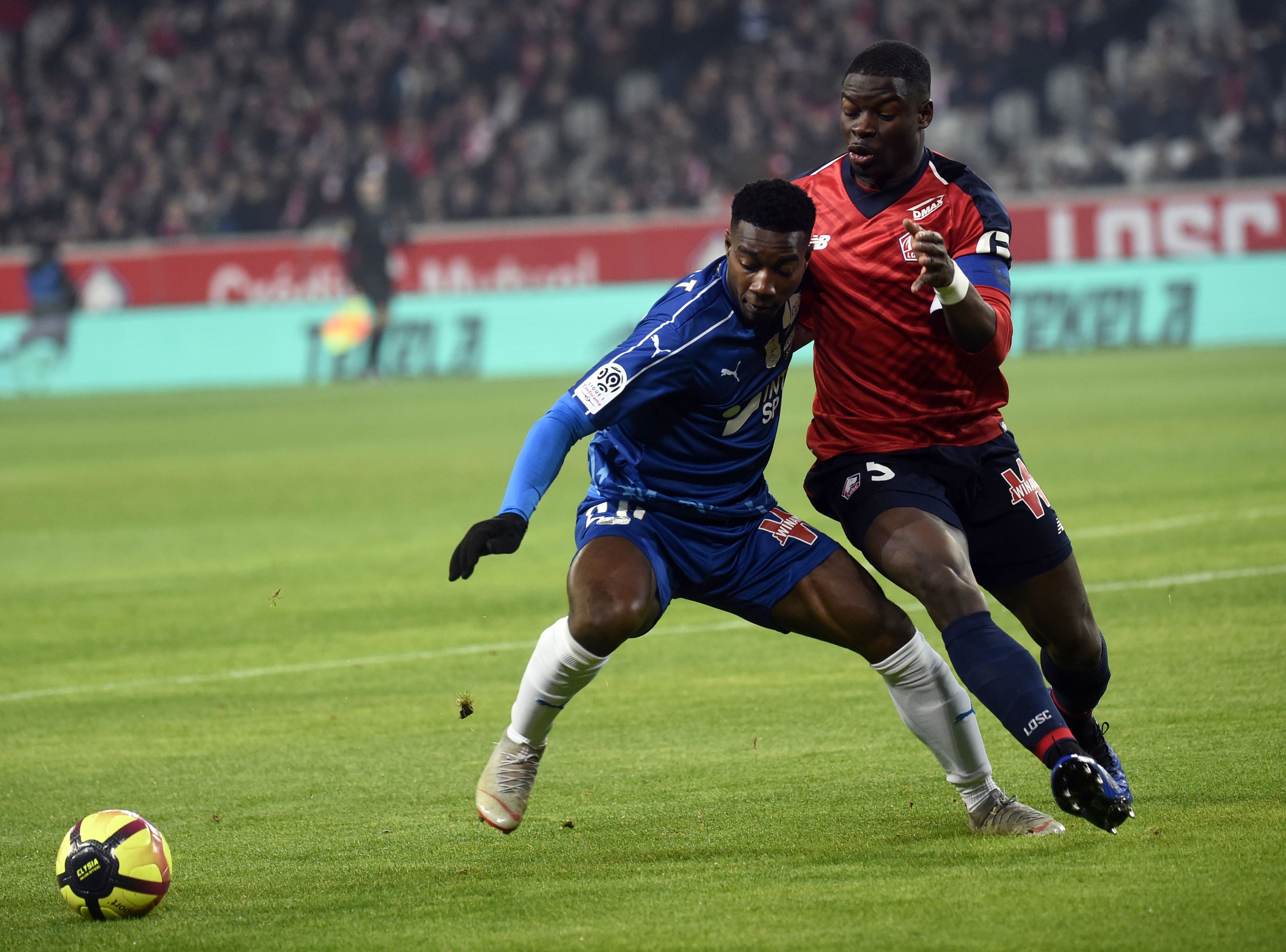 Ligue 1: Lille renverse Amiens 2-1 et consolide sa 2e place Ligue 1: Lille renverse Amiens 2-1 et consolide sa 2e place
