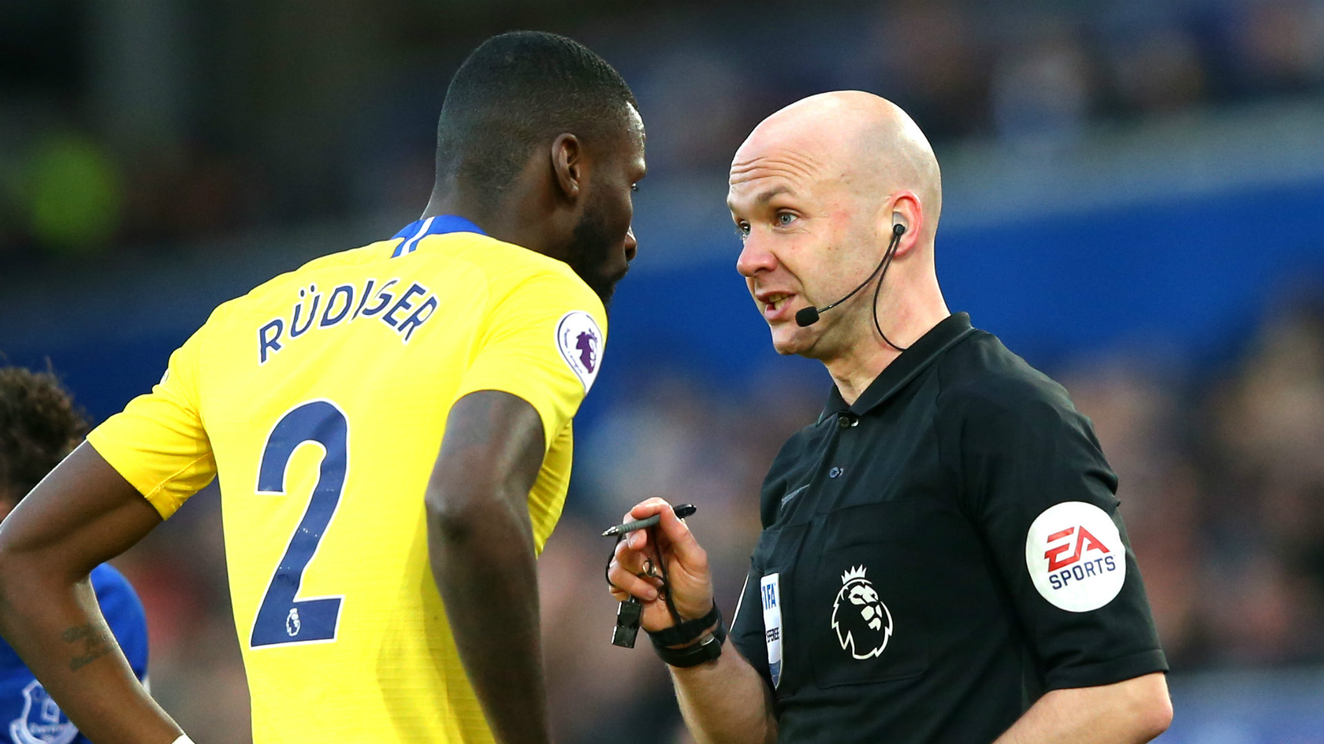 Chelsea’s Maurizio Sarri admits top-four worry after damning defeat at Everton