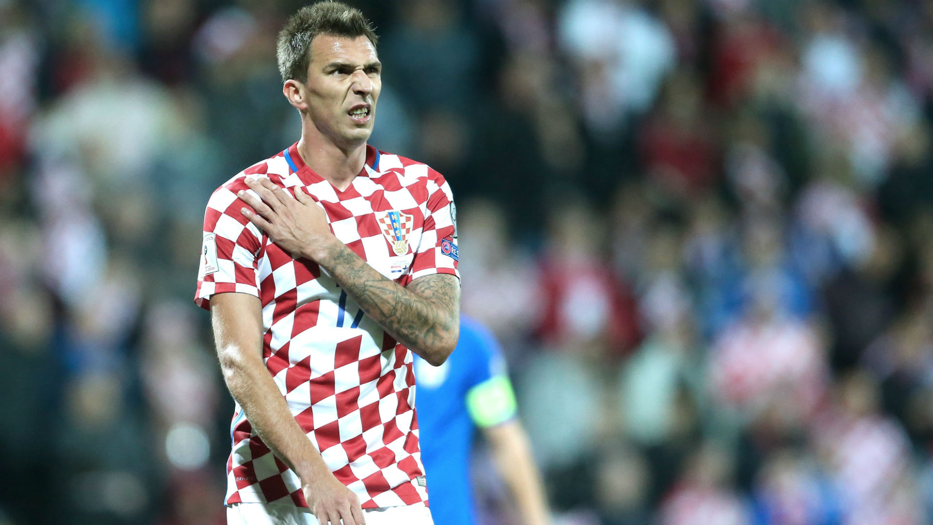 Seconda Maglia Juventus MARIO MANDZUKIC Seconda Maglia Juventus MARIO MANDZUKIC