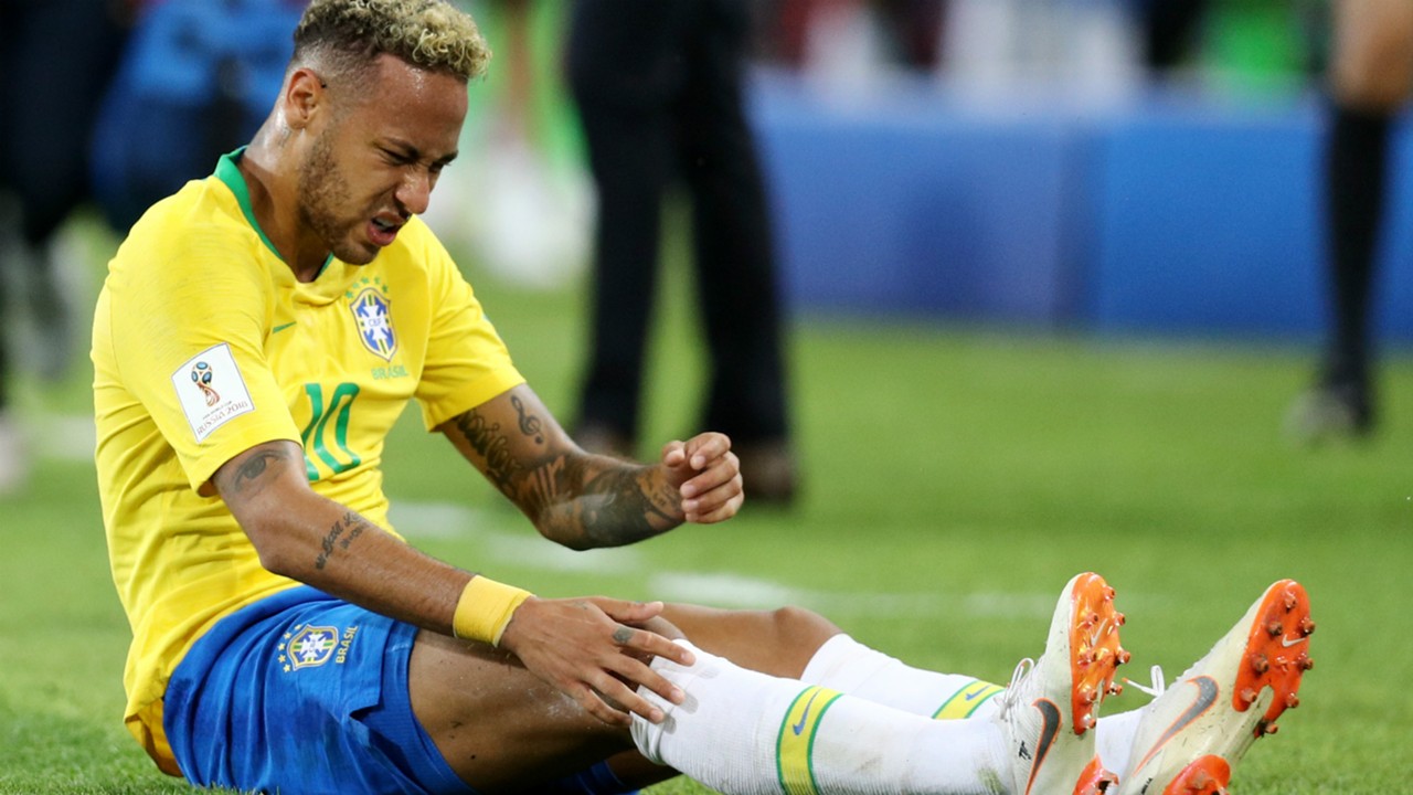 Berita Brasil Vs Meksiko Meme Super Kocak Neymar Guling Guling