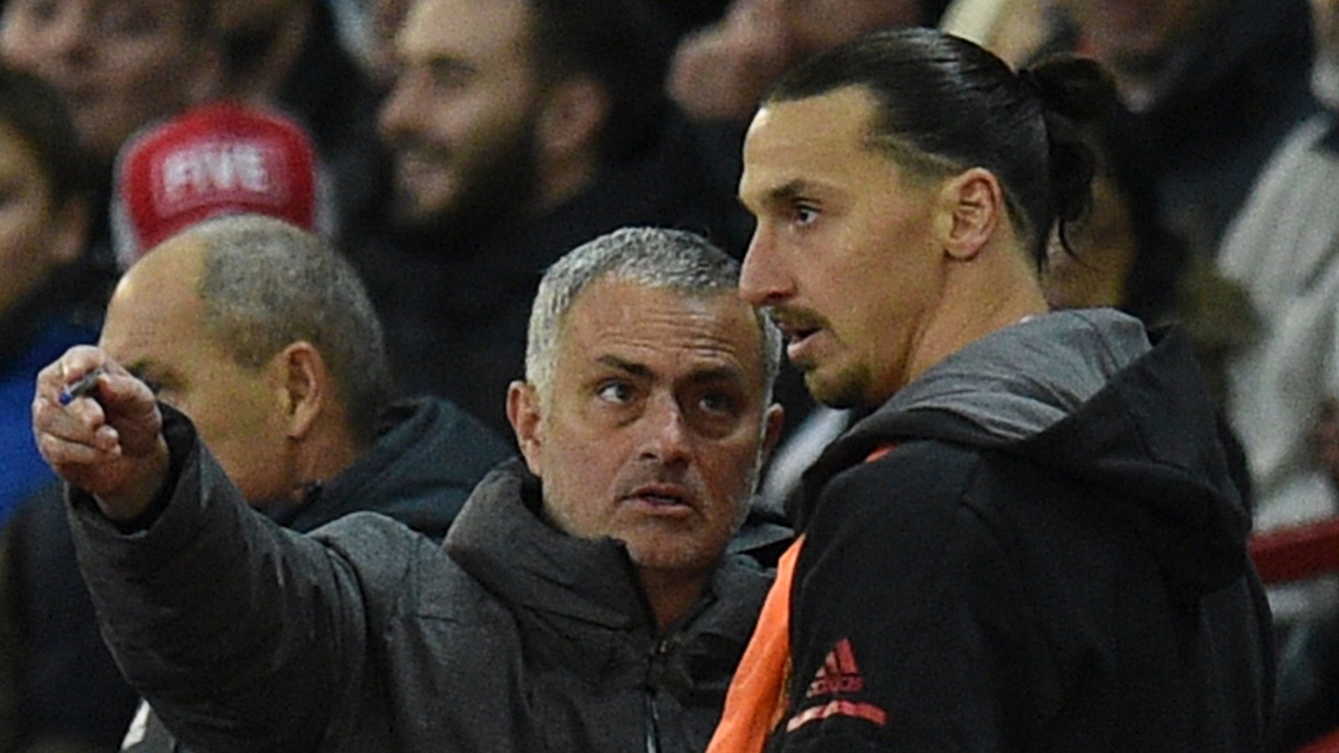 2017-12-09 Ibrahimovic Mourinho