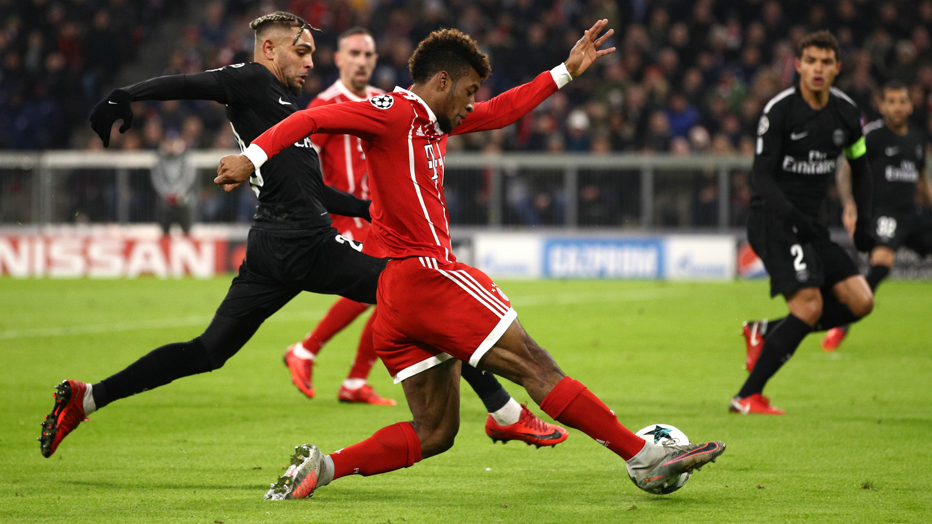 Kingsley Coman Layvin Kurzawa FC Bayern Munchen Paris Saint Germain Champions League 05122017
