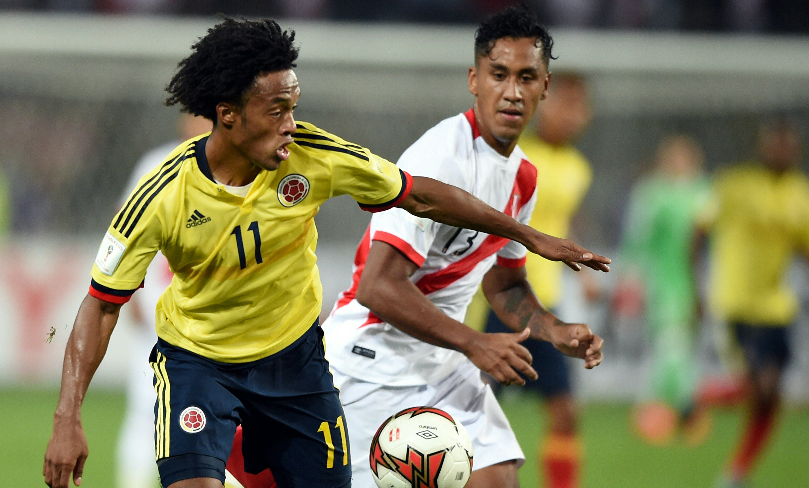 Juan Guillermo Cuadrado Renato Tapia Colombia Perú Eliminatorias Conmebol 121017