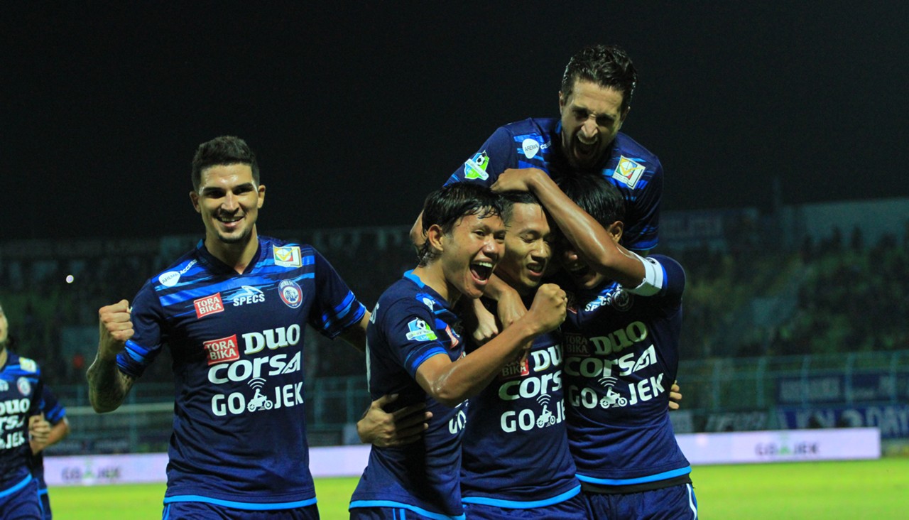 Arema V Persib Laporan Pertandingan 12 08 17 Liga 1 Goalcom