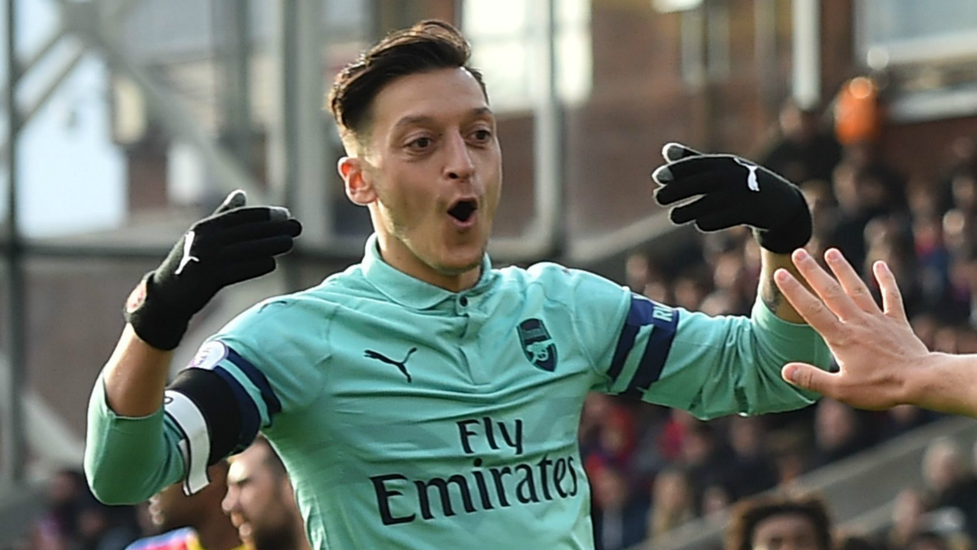 Mesut Ozil Arsenal 2018-19