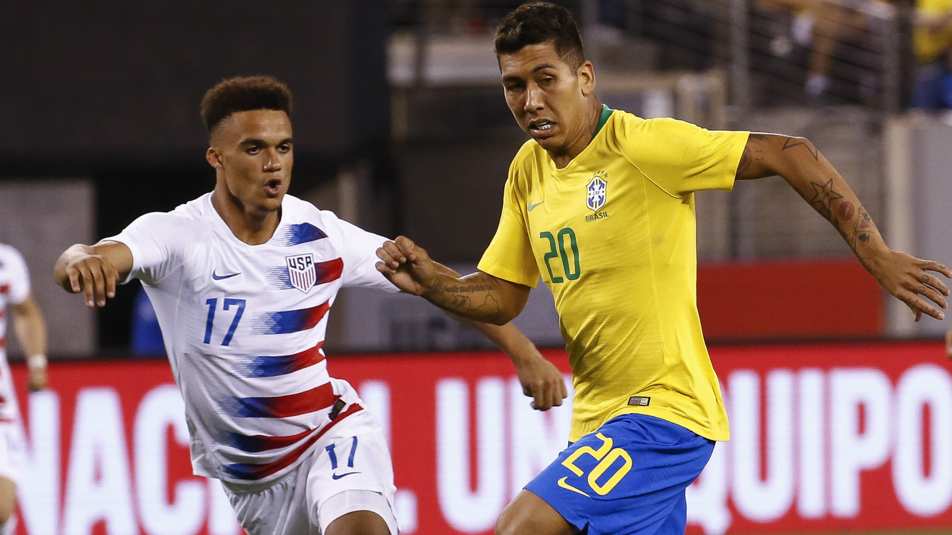 Antonee Robinson Roberto Firmino USA Brazil 09072018