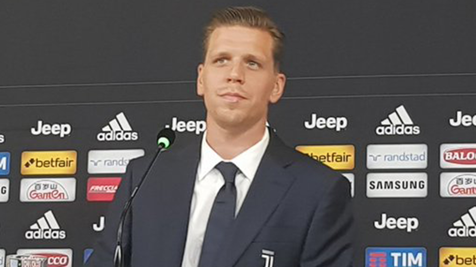 Niente Napoli, Szczesny è un nuovo portiere della Juventus: le prime dichiarazioni