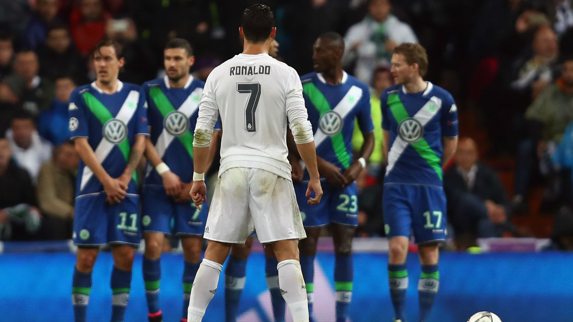 How to take free-kicks like Cristiano Ronaldo - Spain - 21 March 2019