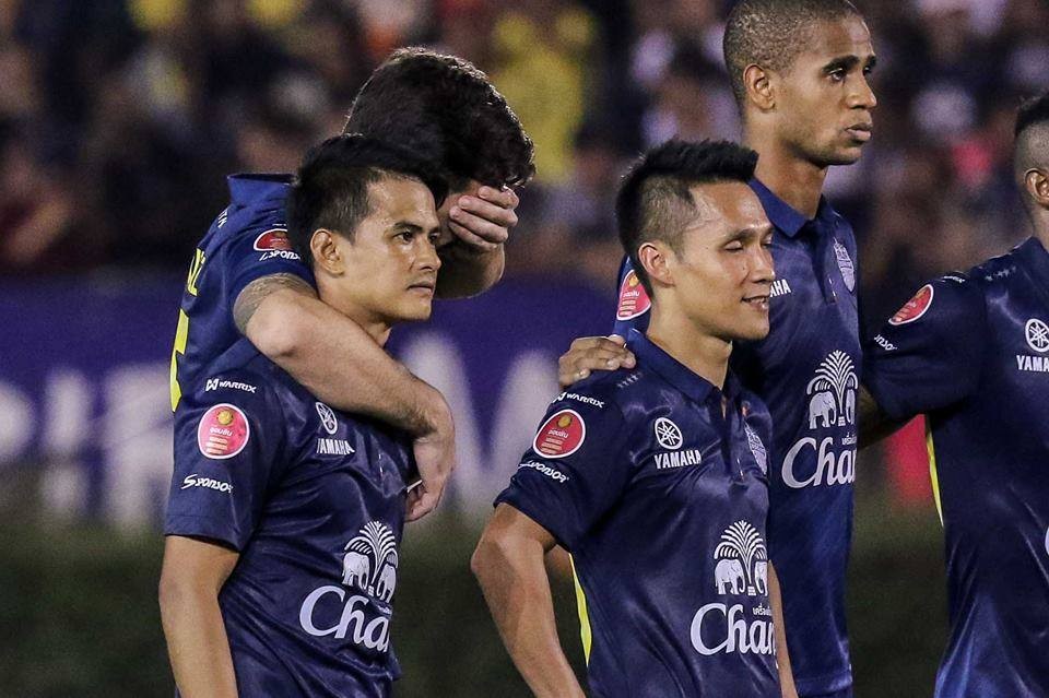 ผลการค้นหารูปภาพสำหรับ "กบ-โน๊ต" เปิดใจผ่านAFC : แชมป์ลีกกับเข้ารอบ8ทีมACLเลือกอะไร?