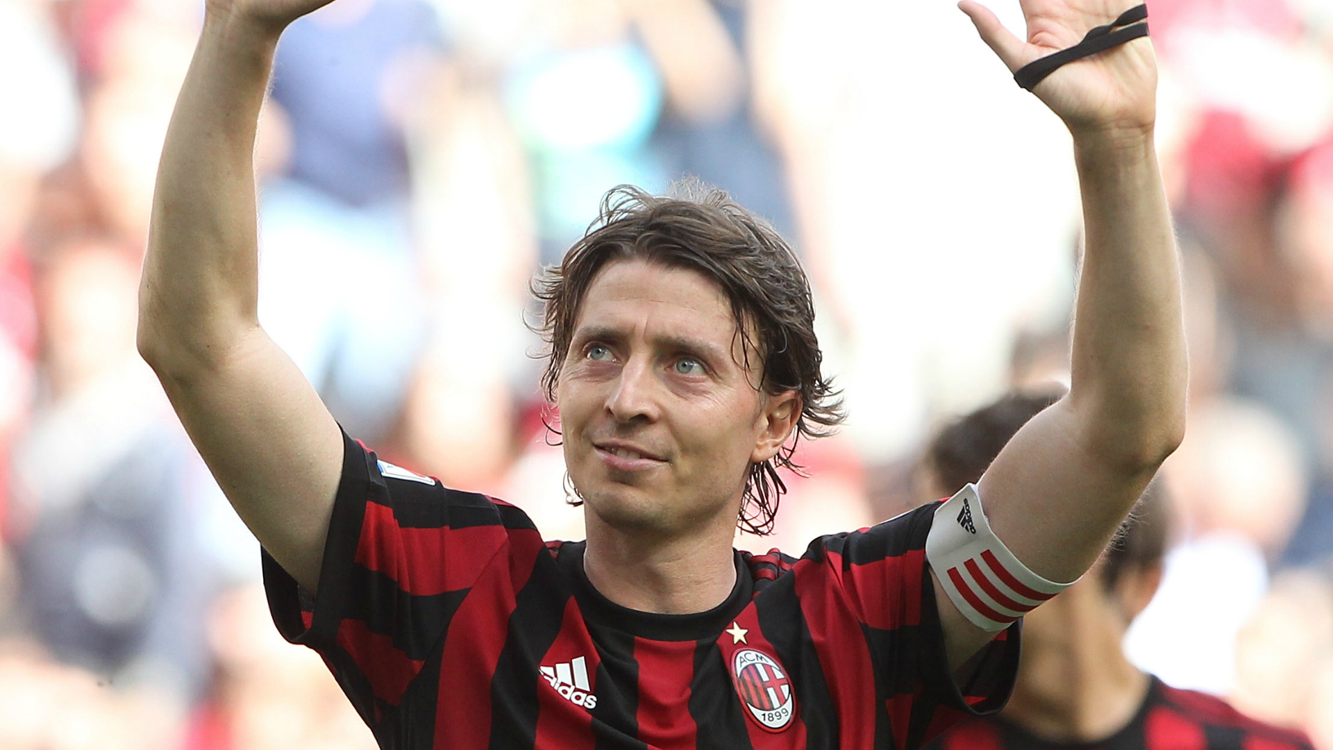 https://images.performgroup.com/di/library/GOAL/c/1d/riccardo-montolivo-milan-serie-a-2016-17_q76ozaueqien1h6679whjoql0.jpg