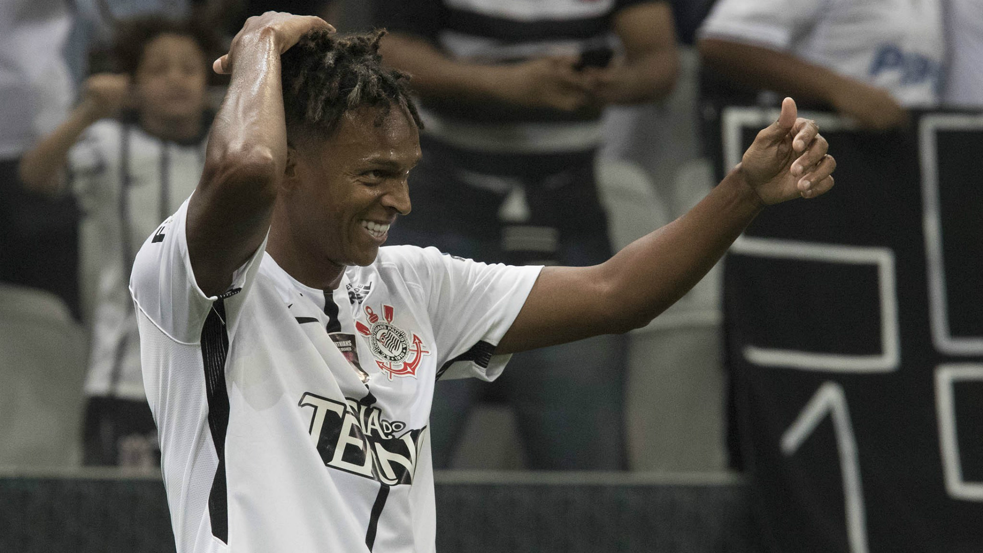 Jô - Corinthians - 11/10/2017