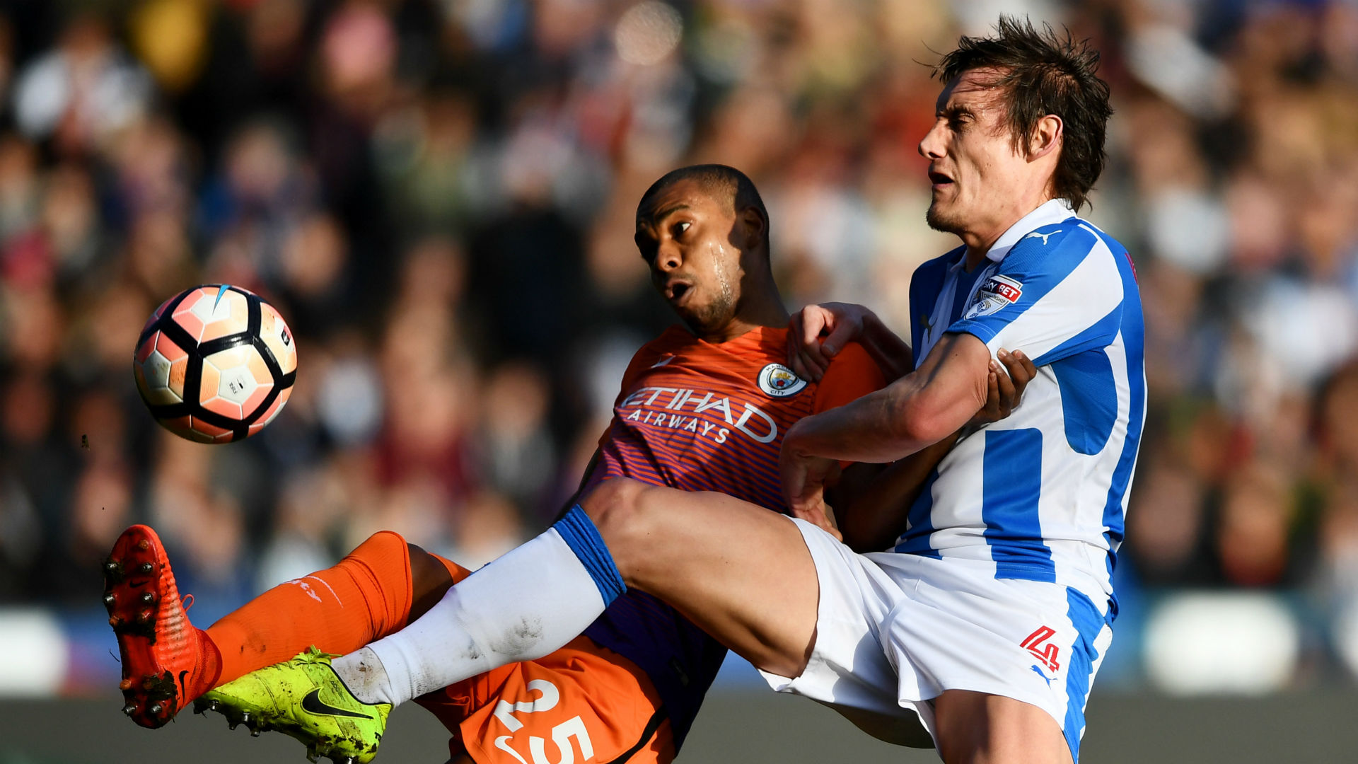 Fernandinho Manchester City Dean Whitehead Huddersfield Town