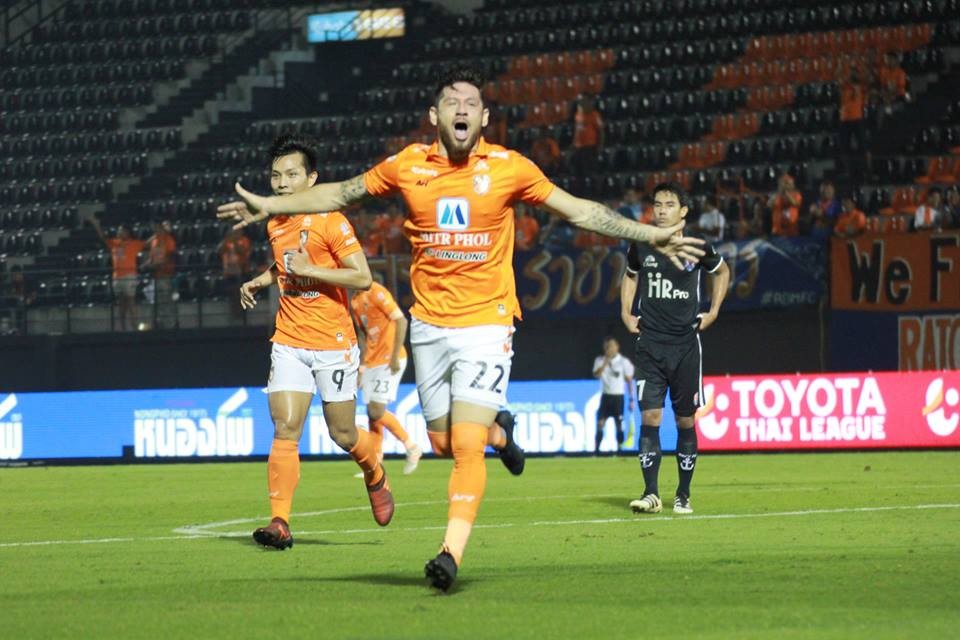 Image result for ราชบุรีแซงเถือนาวี 2-1