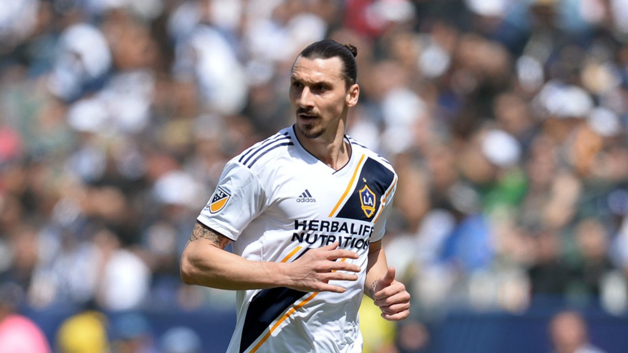 Resultado de imagen para zlatan ibrahimovic wallpaper la galaxy