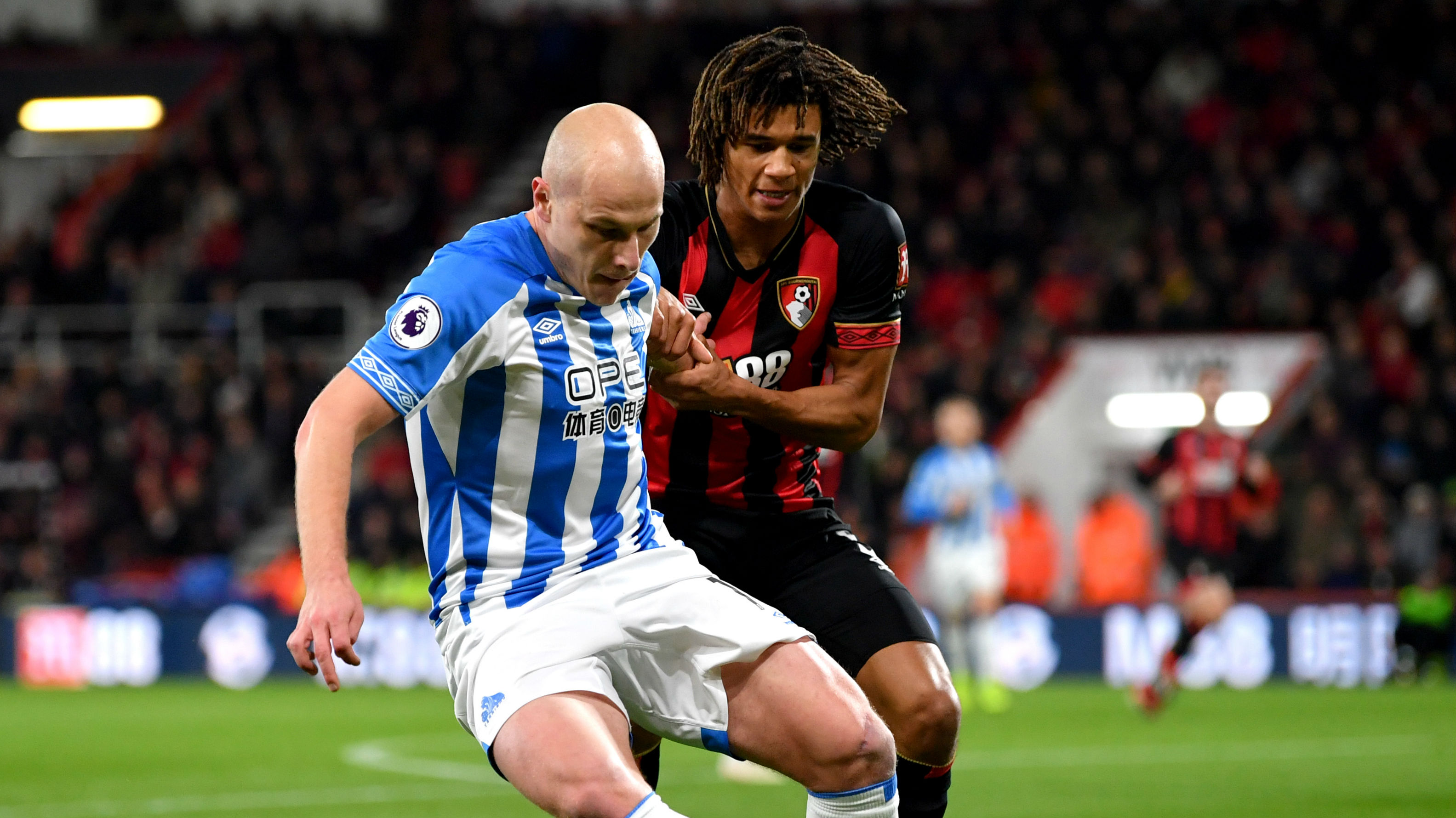 Aaron Mooy Nathan Ake Huddersfield Bournemouth Premier League 04122018