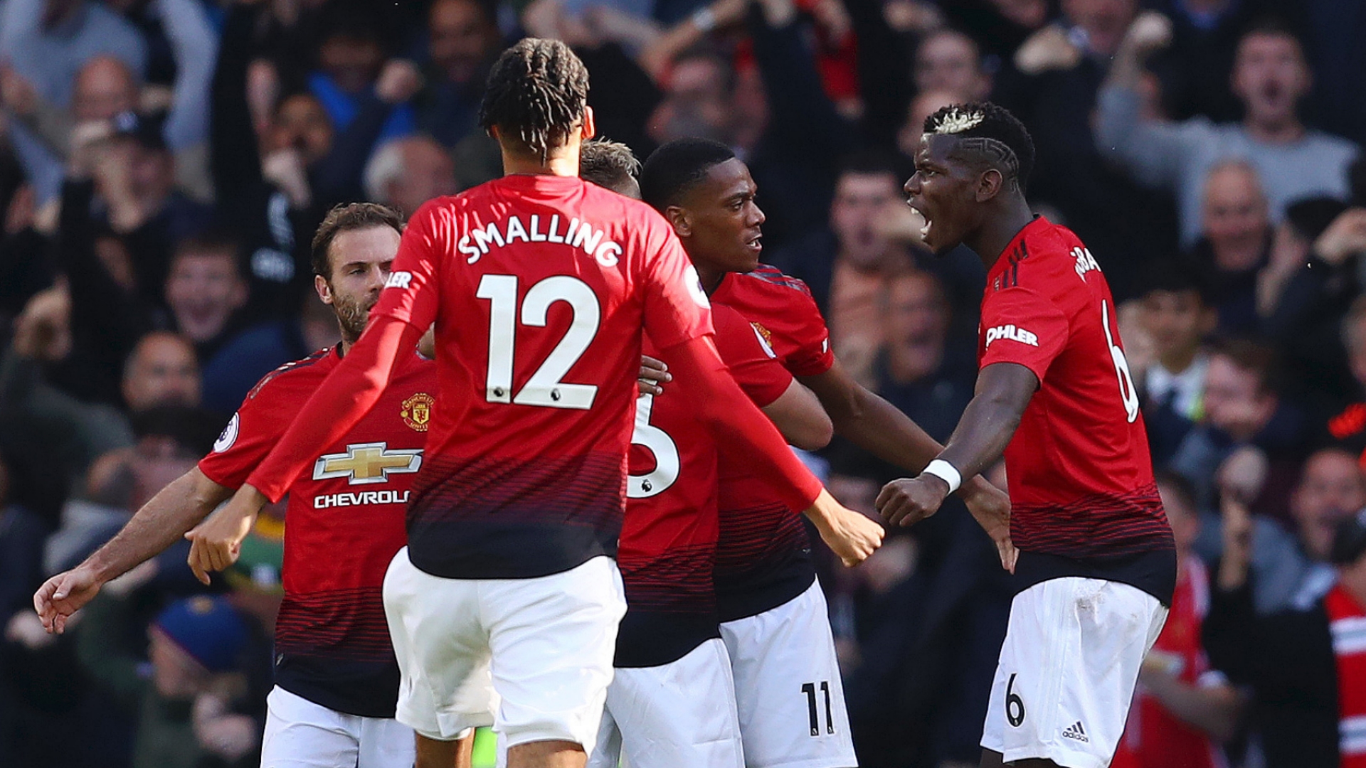 Man Utd celebrate vs Chelsea