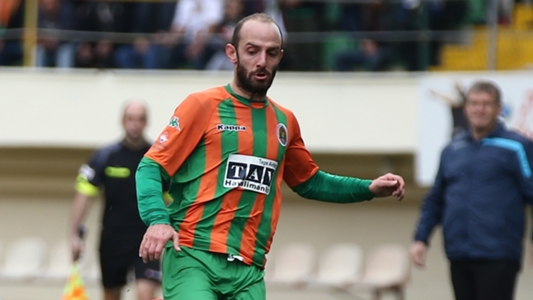 efecan-karaca-alanyaspor_6uhhdkx8baqe1i5ocim2eewfj.jpg
