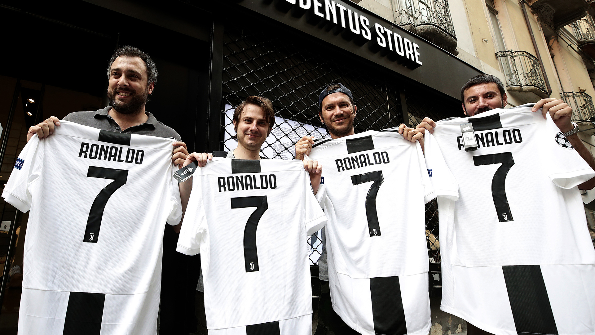 ronaldo juventus press cristiano ronaldo u juventusu dolazi i marcelo goal ronaldo juventus press cristiano ronaldo u juventusu dolazi i marcelo goal