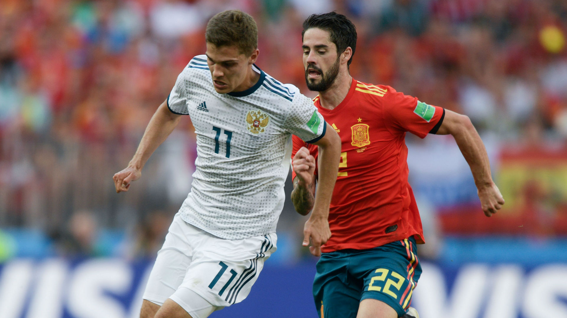 https://images.performgroup.com/di/library/GOAL/d3/5a/roman-zobnin-isco-russia-spain-world-cup-2018_1nl79hhge9ol01qp5x15hr17eu.jpg?t=1451415852