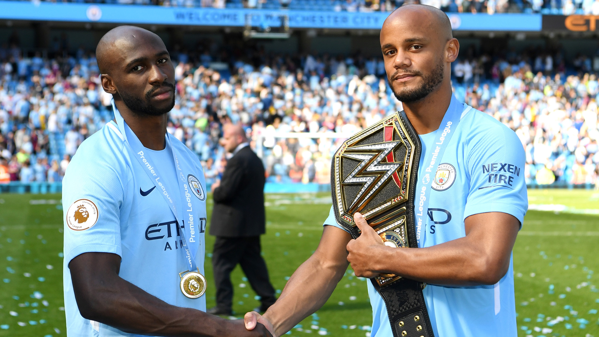 Seconda Maglia Manchester City Eliaquim Mangala Seconda Maglia Manchester City Eliaquim Mangala