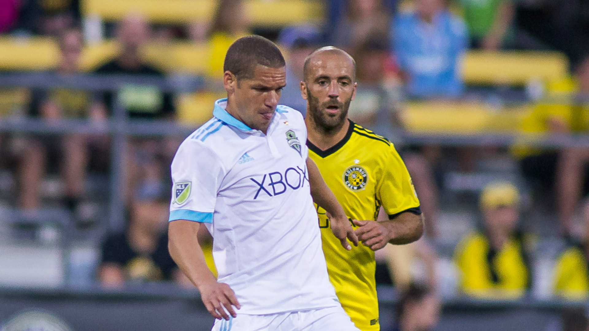 Osvaldo Alonso Federico Higuain MLS 5312017