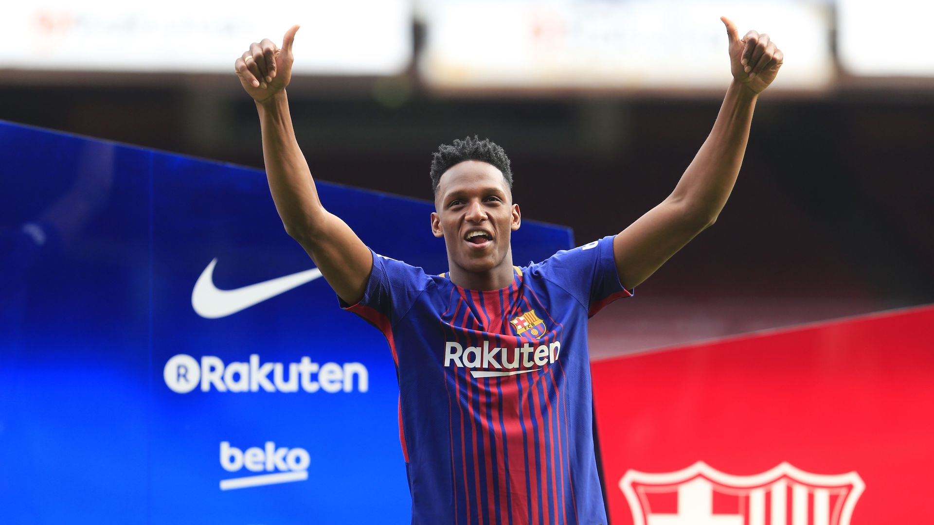 Barcellona: preso Yerry Mina dal Palmeiras, difensore goleador. Cifre e dettagli dell'accordo Barcellona: preso Yerry Mina dal Palmeiras, difensore goleador. Cifre e dettagli dell'accordo