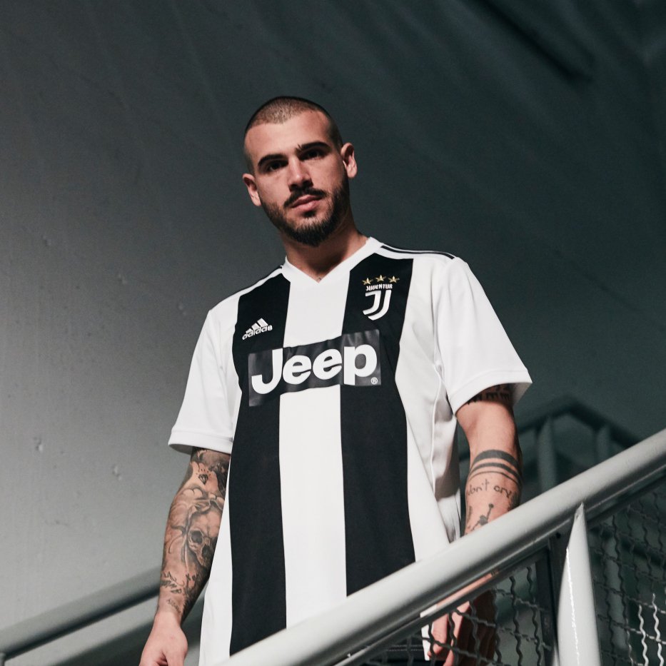 Juventus Turin veröffentlicht neues Heimtrikot für die ...