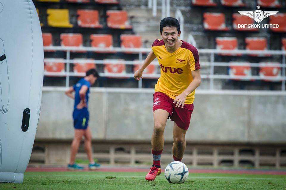 สมัครรอยัลออนไลน์
