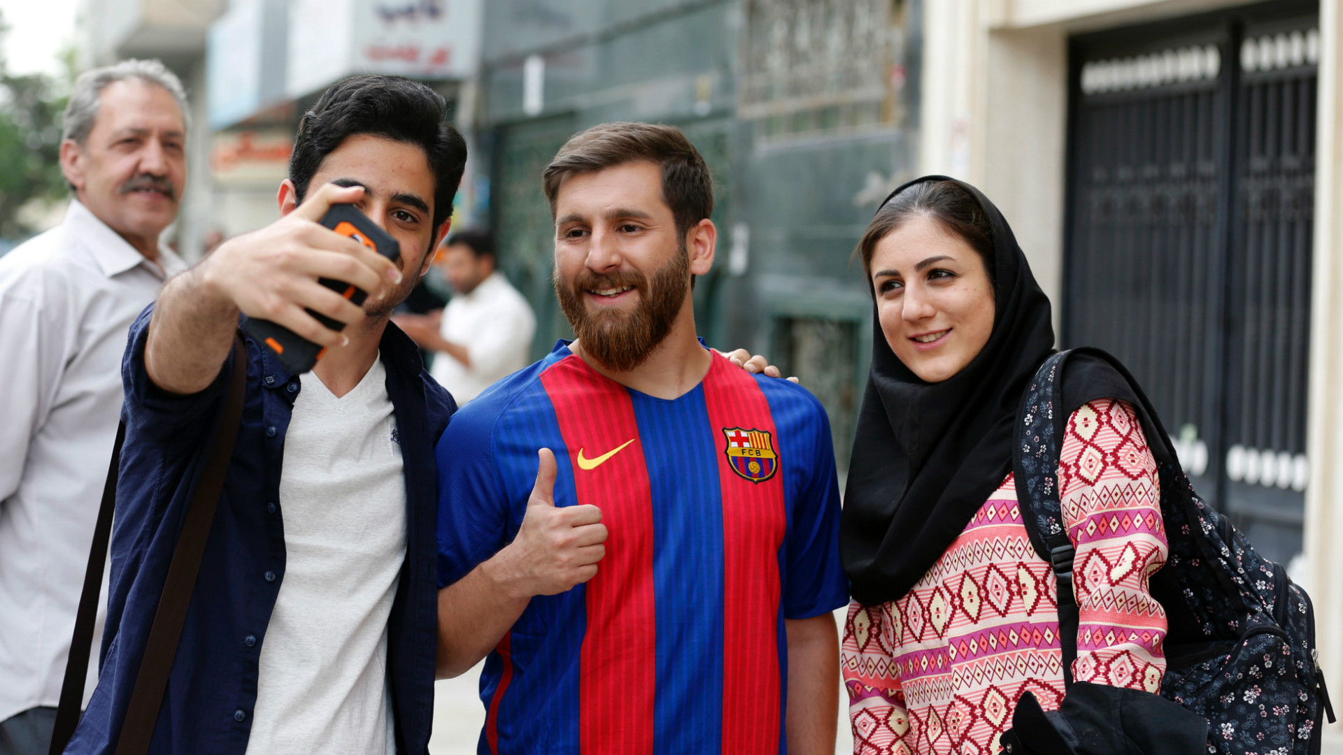 Reza Parastesh Lionel Messi lookalike