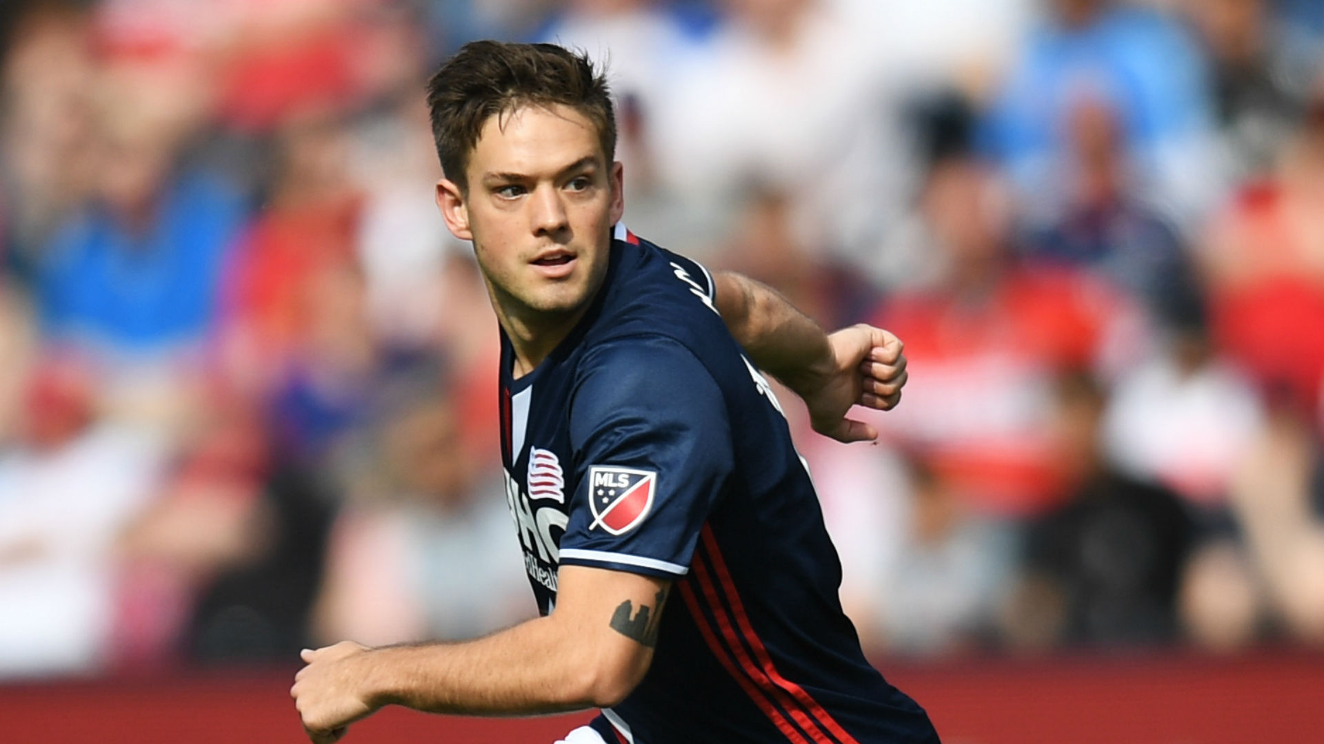 Kelyn Rowe New England Revolution MLS 041517