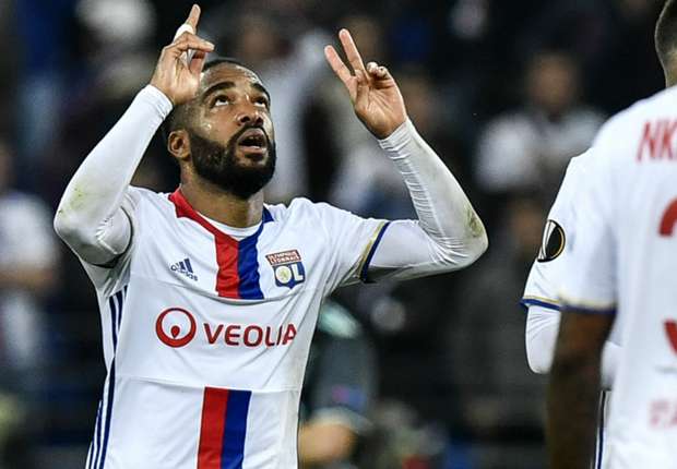 alexandre-lacazette-lyon-europa-league_5yl159c65loz1i29o4nmzmnr9.jpg