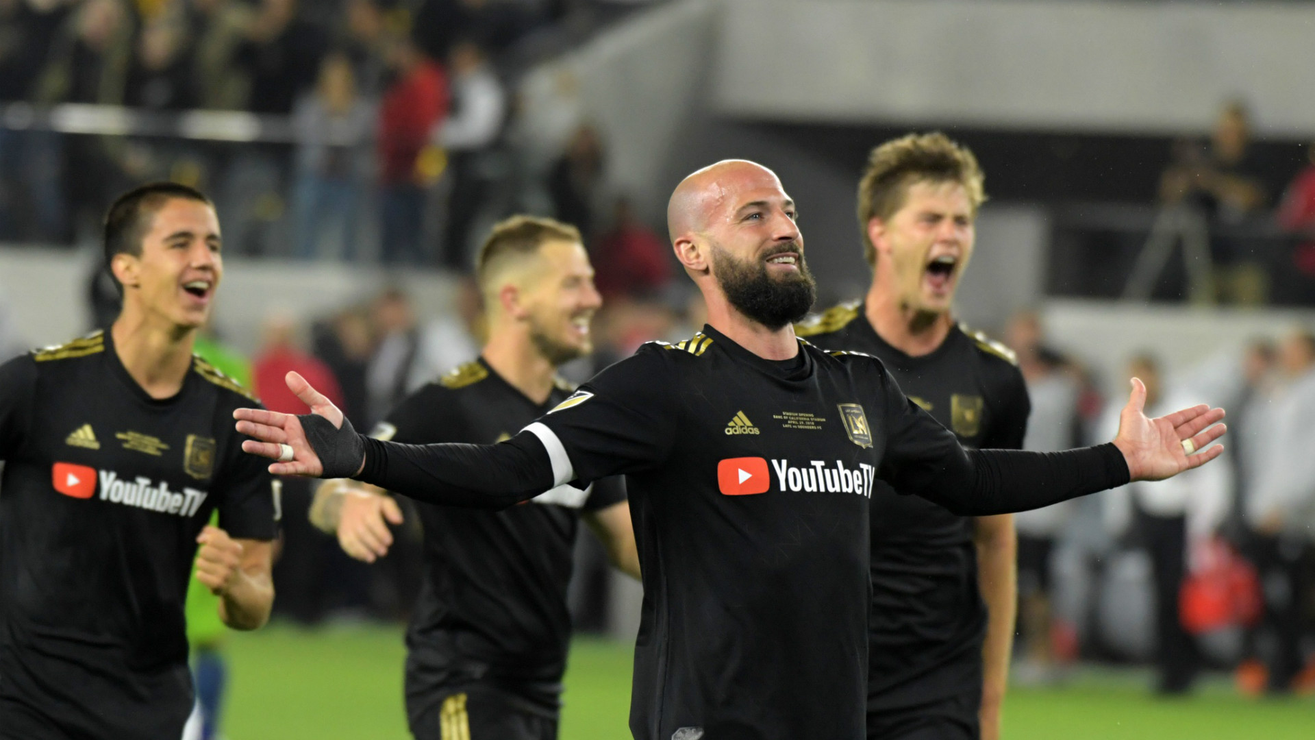 Laurent Ciman MLS LAFC 04292018