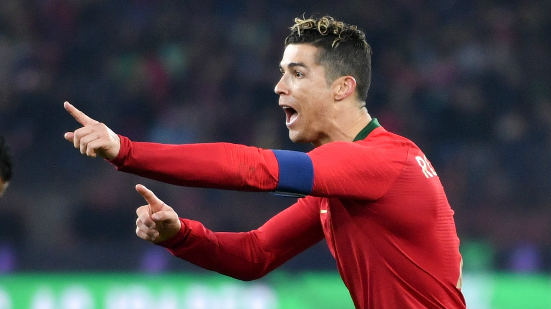 https://images.performgroup.com/di/library/GOAL/df/4/cristiano-ronaldo-portugal_1y2gavbzxtneh1amt6cp6hzens.jpg?t=1420225442&quality=90&w=0&h=1260