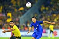 Shahrul Saad, Malaysia, Adisak Kraisorn, Thailand, AFF Championship, 01122018