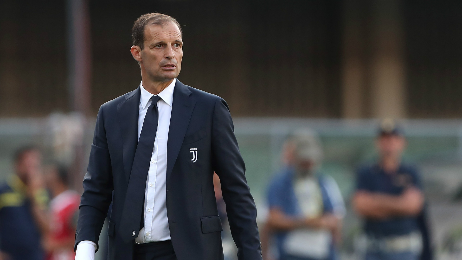Allegri censura Douglas Costa Allegri censura Douglas Costa