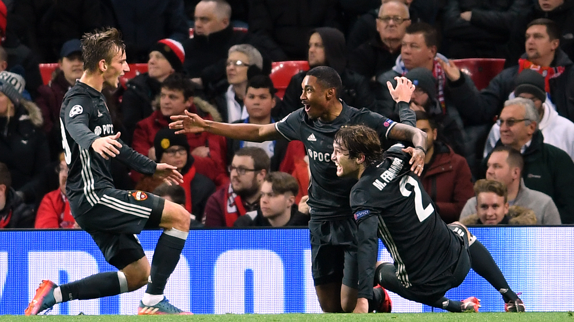 CSKA celebrate Manchester United