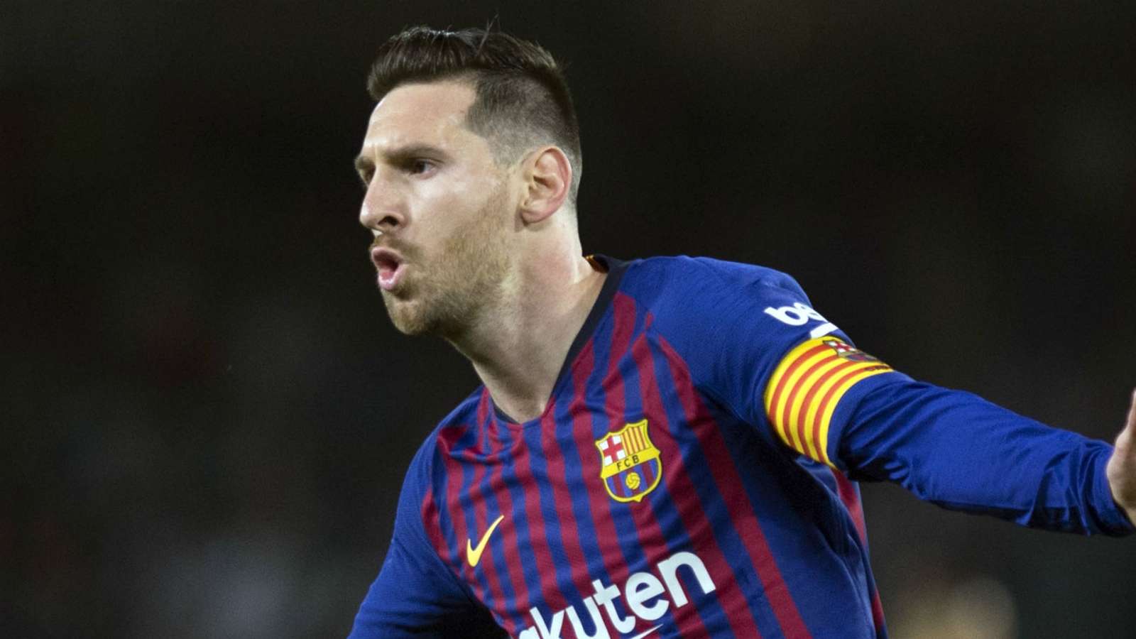 M.U sẽ bị trừng phạt bởi Barca và Messi Lionel-messi-barcelona-2018-19_z9dxw31vntyq1ko2uup5v1jl5