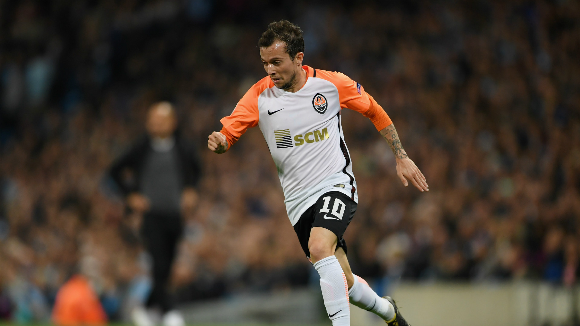 Bernard Segera Gabung Everton Goalcom