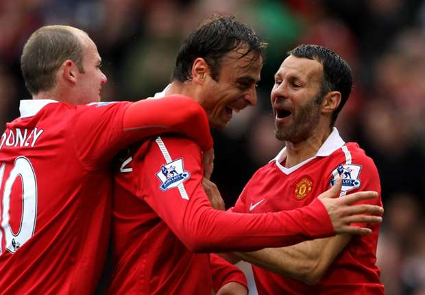 dimitar-berbatov-ryan-giggs_1gsjcja2lupqm1uy9rgu6dxp5s.jpg