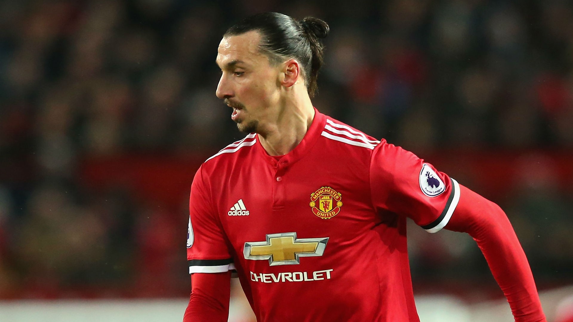 https://images.performgroup.com/di/library/GOAL/e4/e4/zlatan-ibrahimovic-manchester-united_1u0tfezz8a0y01dk528m5ksr8j.jpg?t=1249526096&quality=90&w=0&h=1260