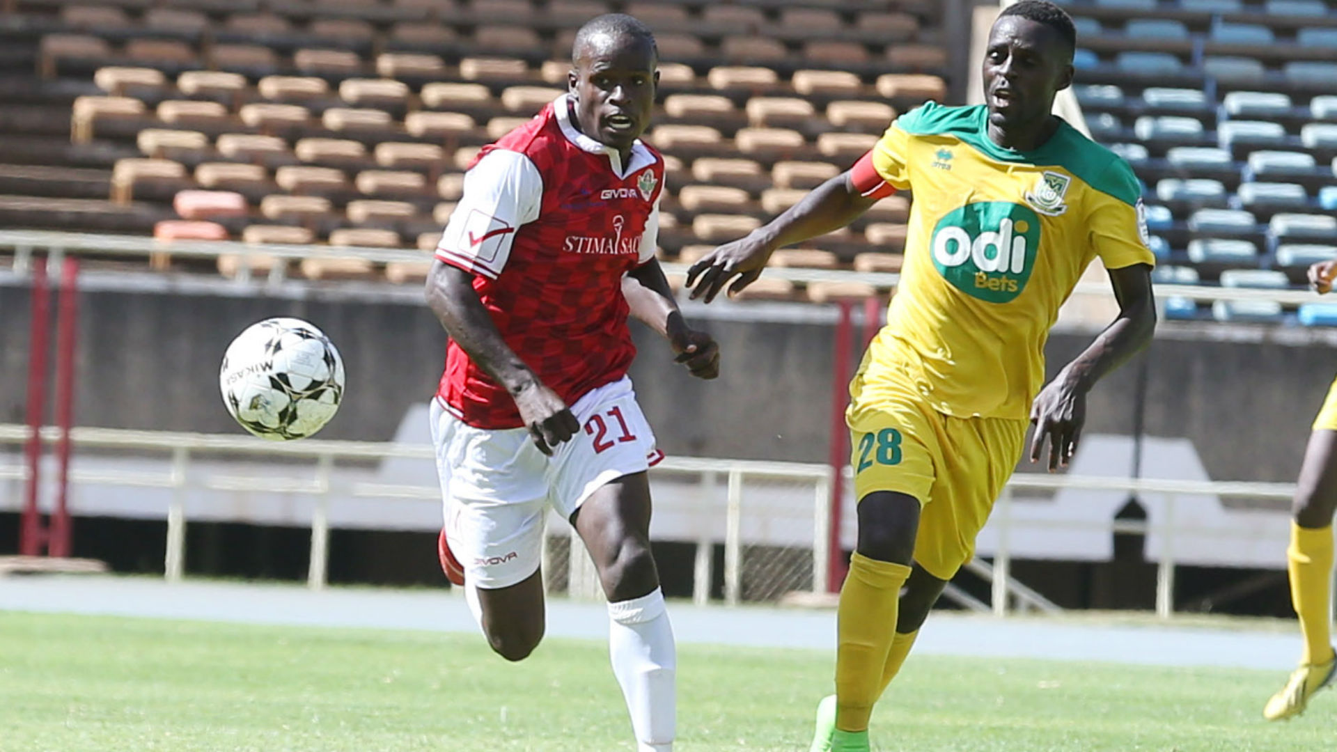 Henry Onyango of Western Situma v James Situma of Mathare United.