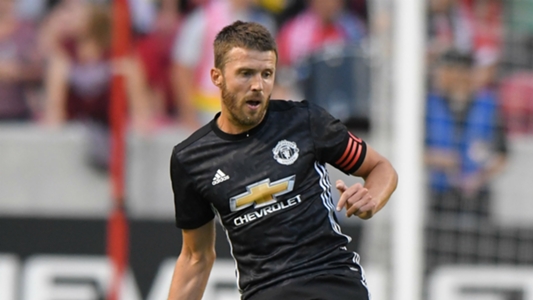 Manchester United news: Juan Mata looking forward to having 'elegant' Michael Carrick back following heart procedure