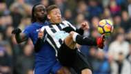 Chelsea - Newcastle: Victor Moses, Dwight Gayle