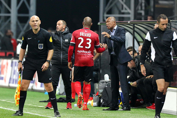 Guingamp : Nicolas Benezet égratigne Jimmy Briand Guingamp : Nicolas Benezet égratigne Jimmy Briand