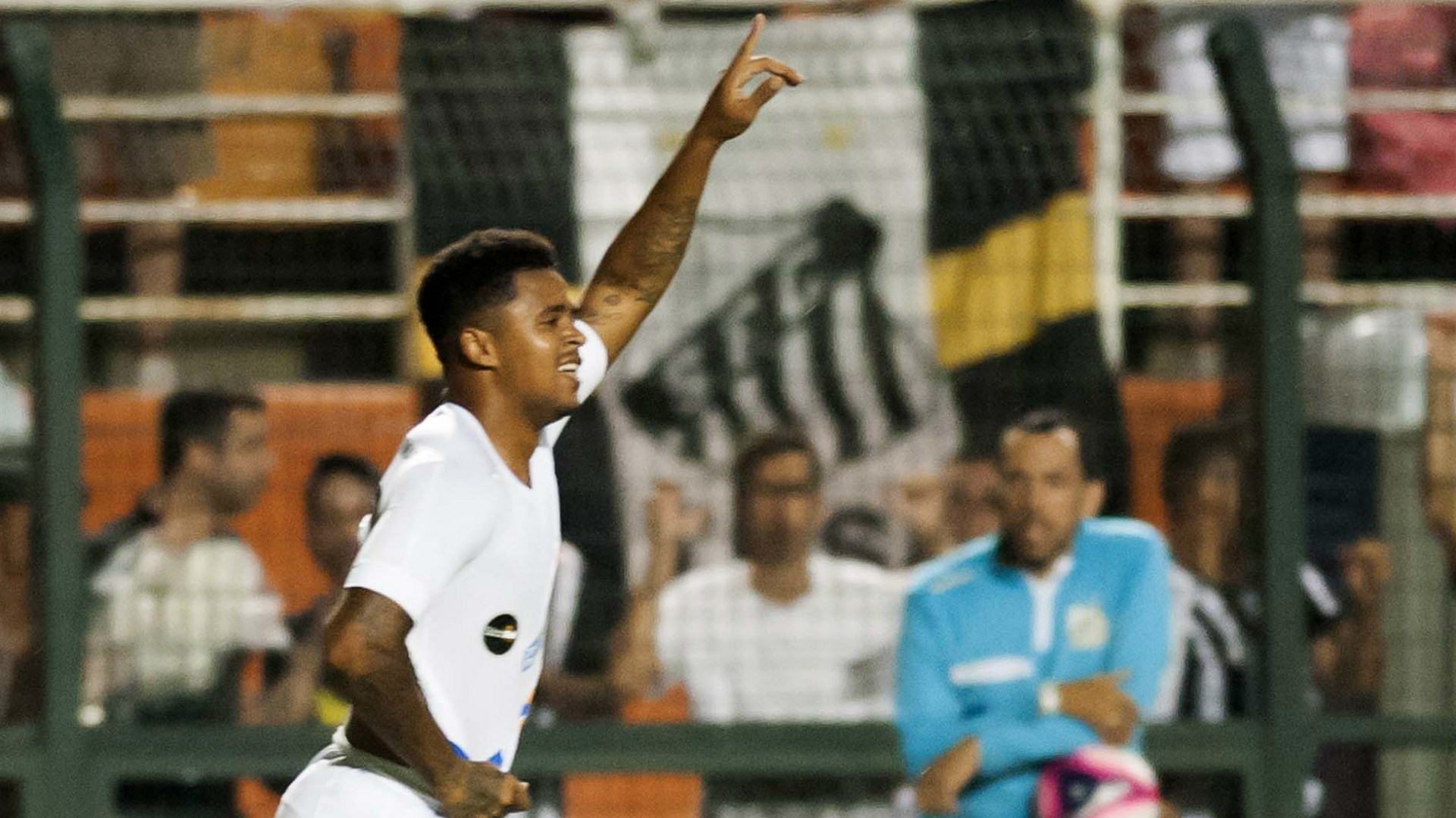 Diogo Vitor - Santos - 03/2018