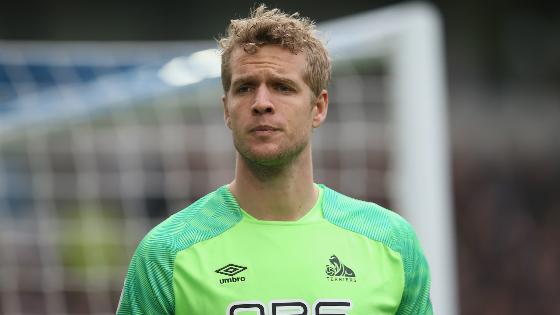 Jonas Lossl to join Everton after his Huddersfield contract expires