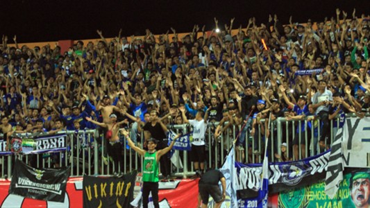 Bobotoh Dilarang Ke Stadion Dalam Lima Pertandingan | Goal.com
