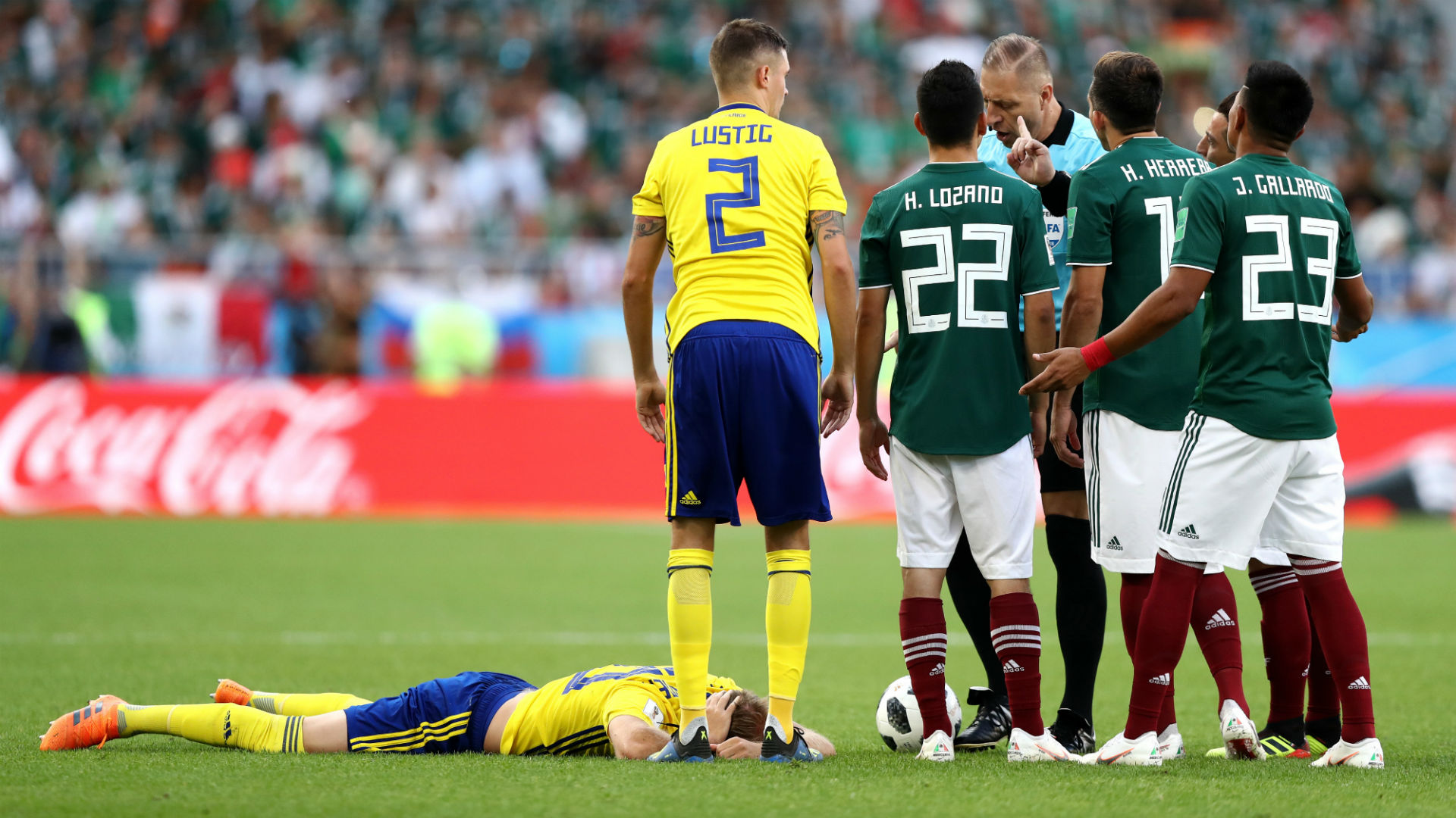 Germania fuori dai mondiali, sui social gli italiani non perdonano Germania fuori dai mondiali, sui social gli italiani non perdonano