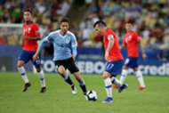 Gary Medel - Chile vs. Uruguay - Selección chilena